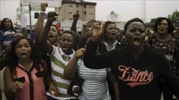 BREAKING: NIGERIAN POLICEMEN, SOLDIERS ATTACK ENUGU COMMUNITY WOMEN PROTESTING AGAINST HERDSMEN KILLINGS, INJURE SEVERAL PERSONS.